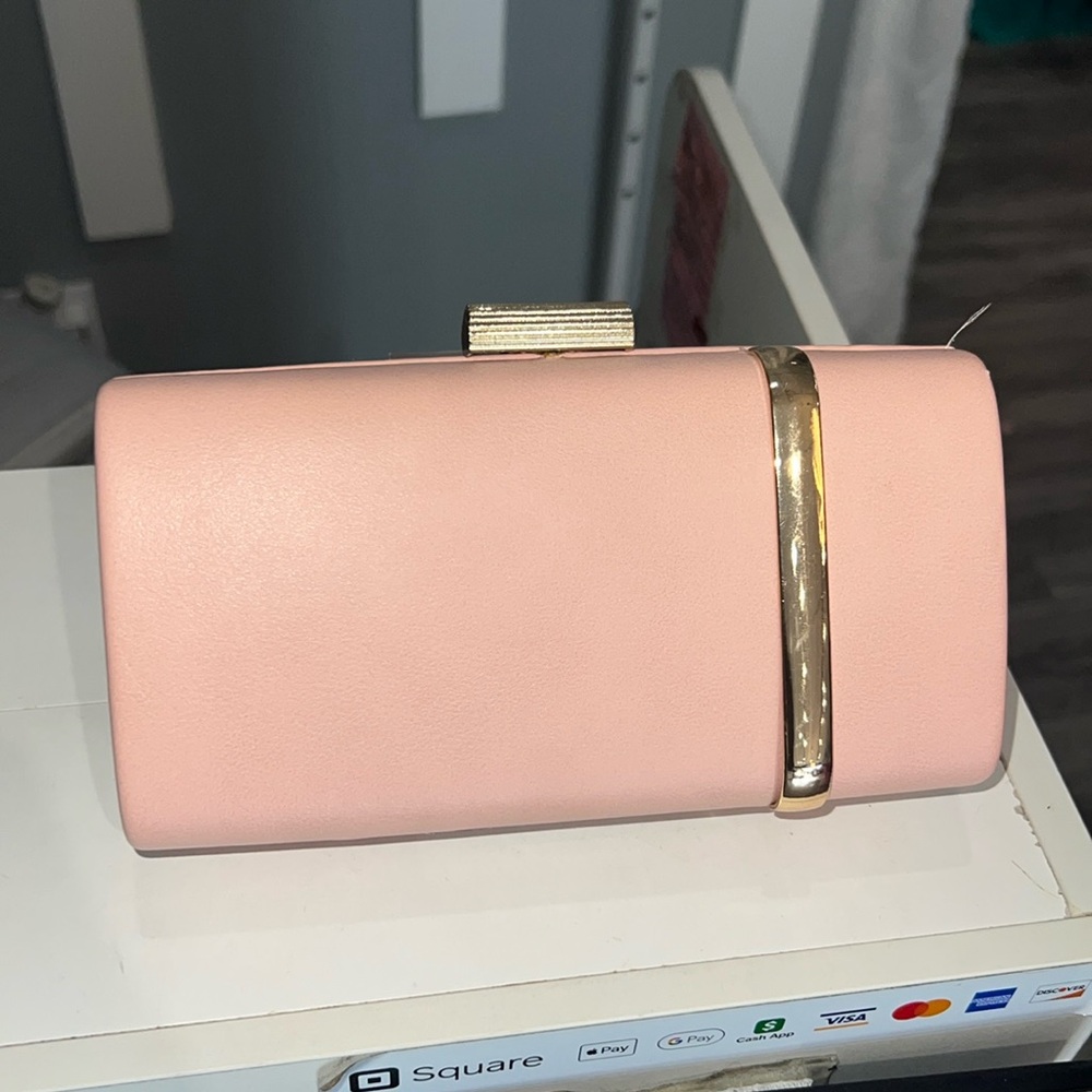 Elegance Clutch